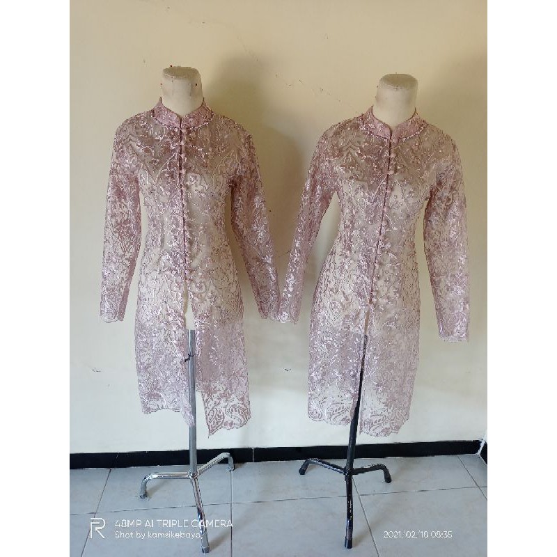 kebaya brokat ibu besan