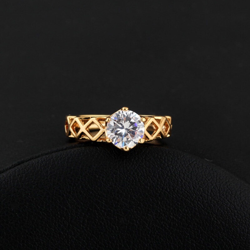 Cincin Lapis Emas Model Hollow Aksen Berlian Zircon Untuk Hadiah