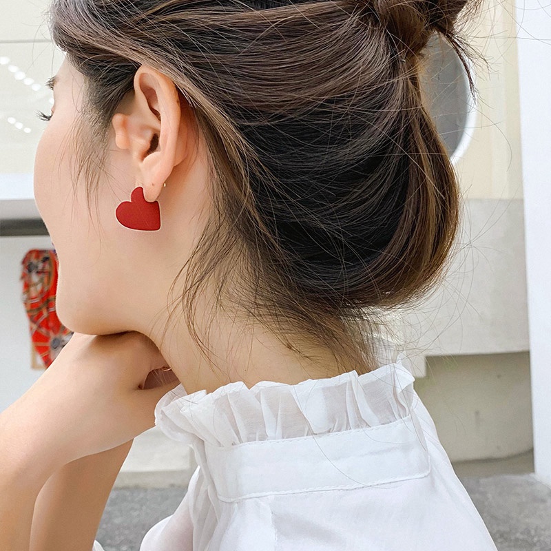 Anting Tusuk Bentuk Hati Bahan Silver 925 Gaya Korea