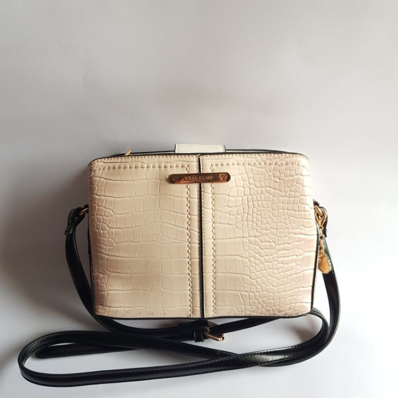 River Island Sling Bag / Tas Selempang Korean Style Original [Preloved]