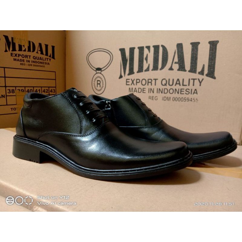 Sepatu Kulit Pria Semi boot/Sepatu Kerja PNS/sepatu kantor/Sepatu Dinas POLRI SECURITY TNI Sepatu Medali SJ 177