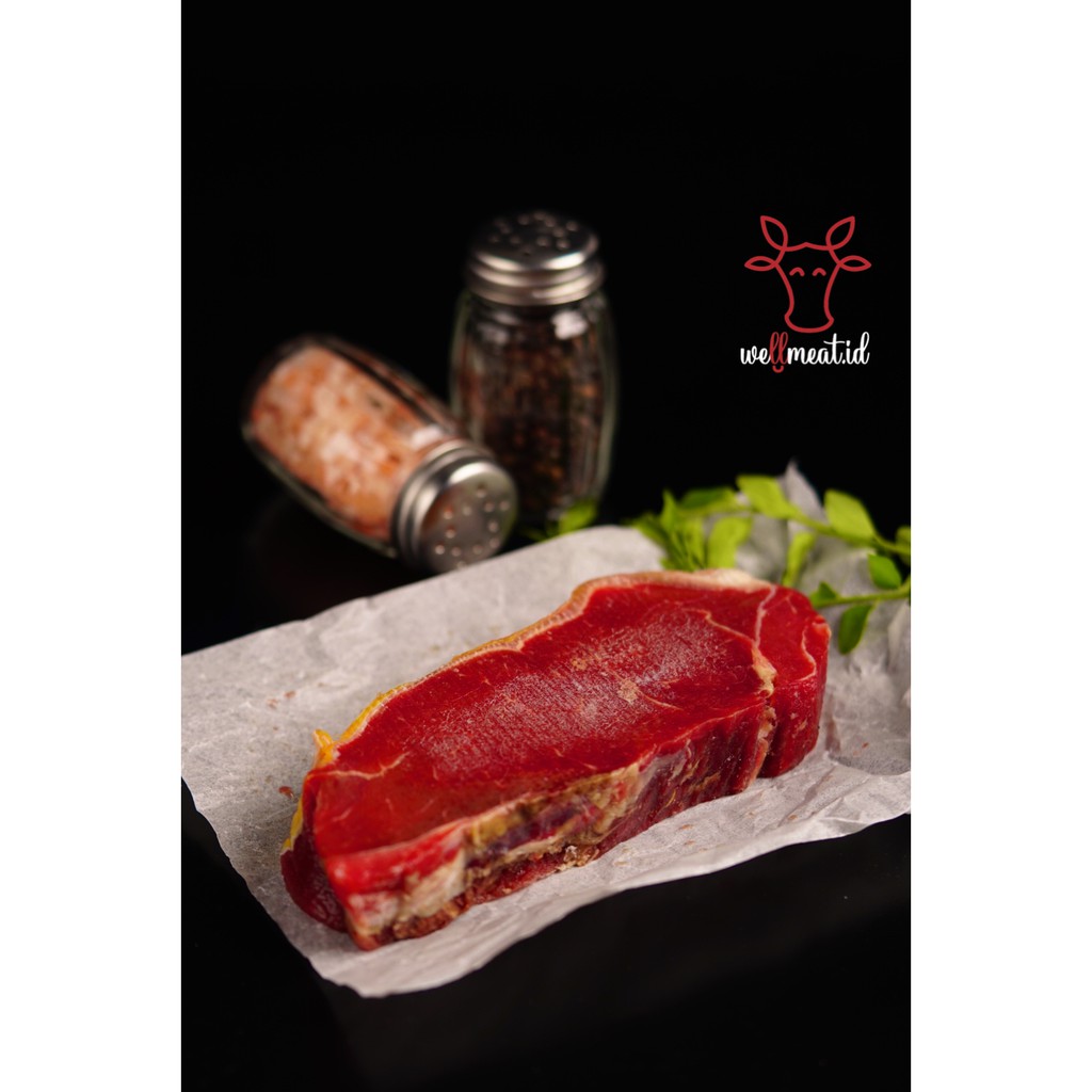 

Daging Sapi Australia Sirloin/Striploin Prime Beef Steak Has Luar Import