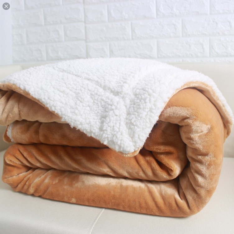 SELIMUT BULU DOMBA TEBEL180X200