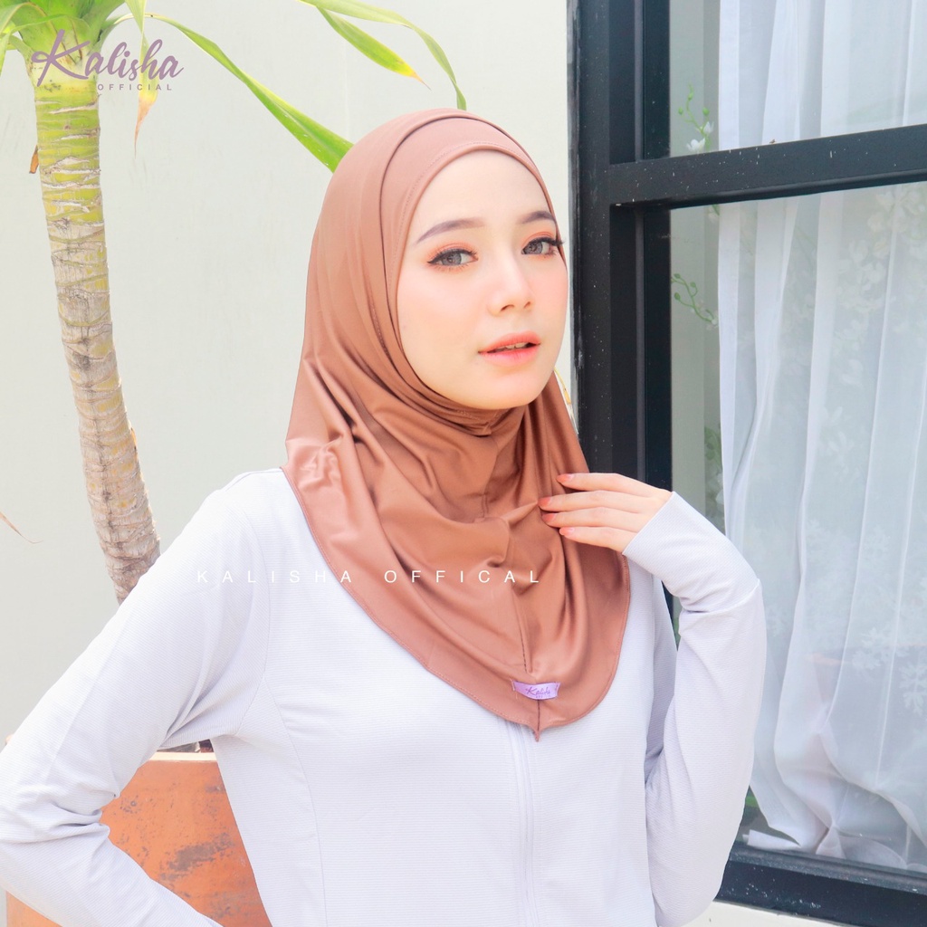 HIJAB MASKER HEADSET SPORTY HELMA / ACTIVE HIJAB EARPHONE MASK / HIJAB NEW NORMAL / HIJAB KHIMAR INSTAN BERGO MASKER EARPHONE BY KALISHA OFFICIAL-PEANUT