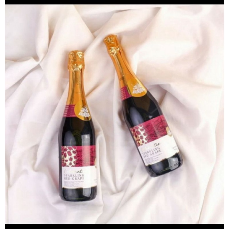 

Minuman Anggur Merah / Celebration Sparkling Red Grape WAJIB BUBBLE WRAP