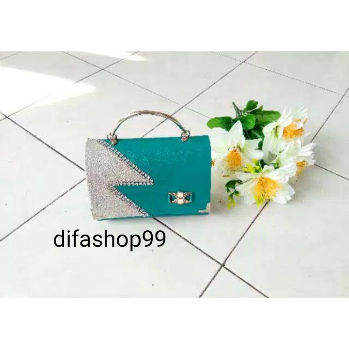 Tas Pesta Wanita Clutch / Tas Kondangan