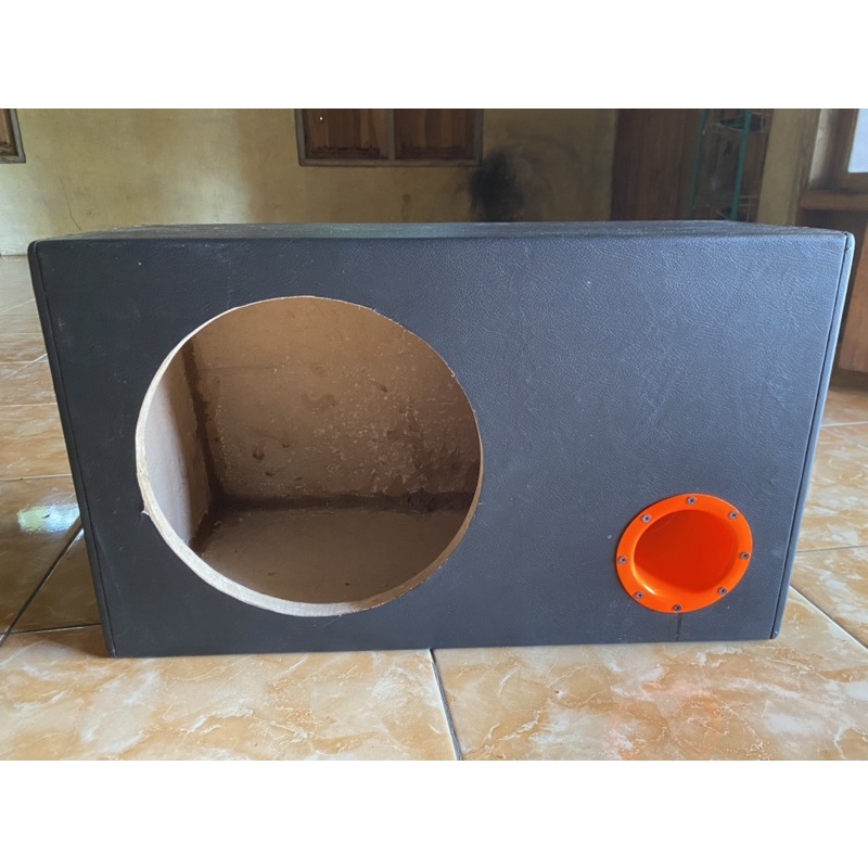 Box subwoofer horeg 12 inch avanza innova calya sigra dll.box subwoofer port 3 inch