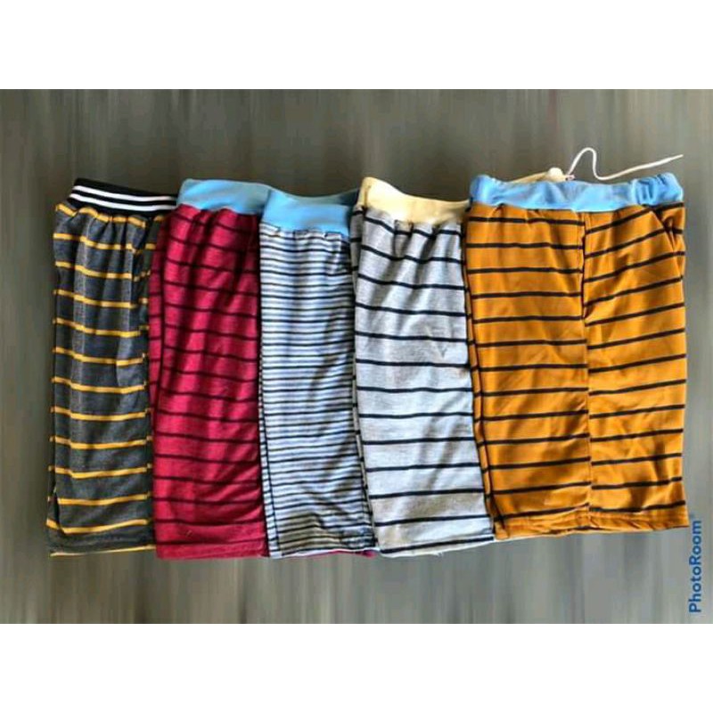 Celana Pendek Pria Jumbo Celana Salur Bigsize XXXL