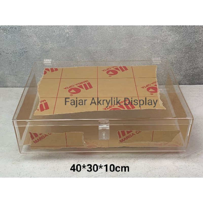 Acrylik Kotak serbaguna +tutup