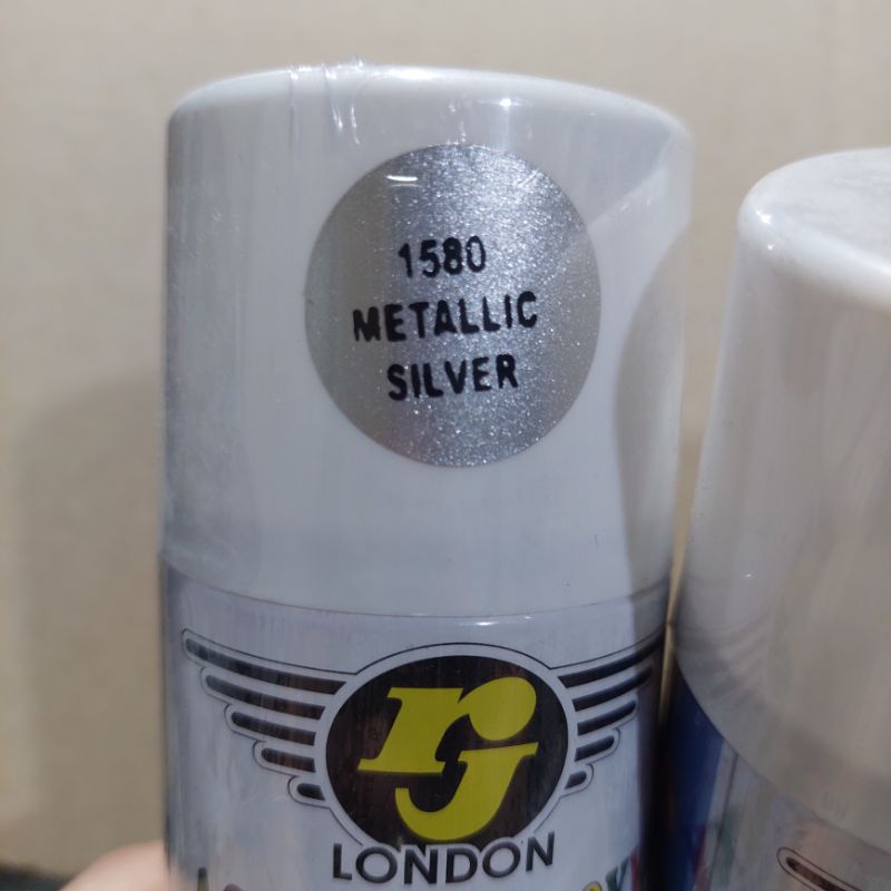 Pilok Pilox Cat Semprot RJ Silver Metalic 1580 Silver Metalik 150cc Cat Semprot RJ 150cc