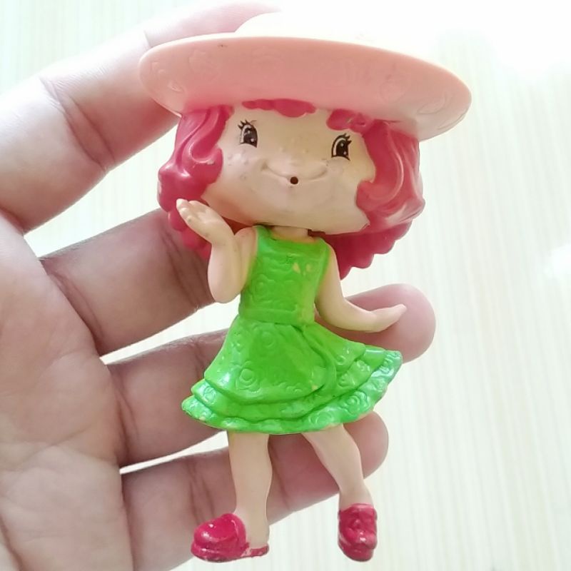 Mainan / Pajangan Patung Figure Strawberry Shortcake Toys Bekas