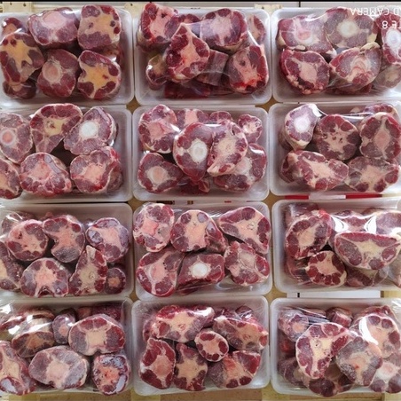 

Buntut Sapi Australia / Oxtail Center Cut - (500 Gram)