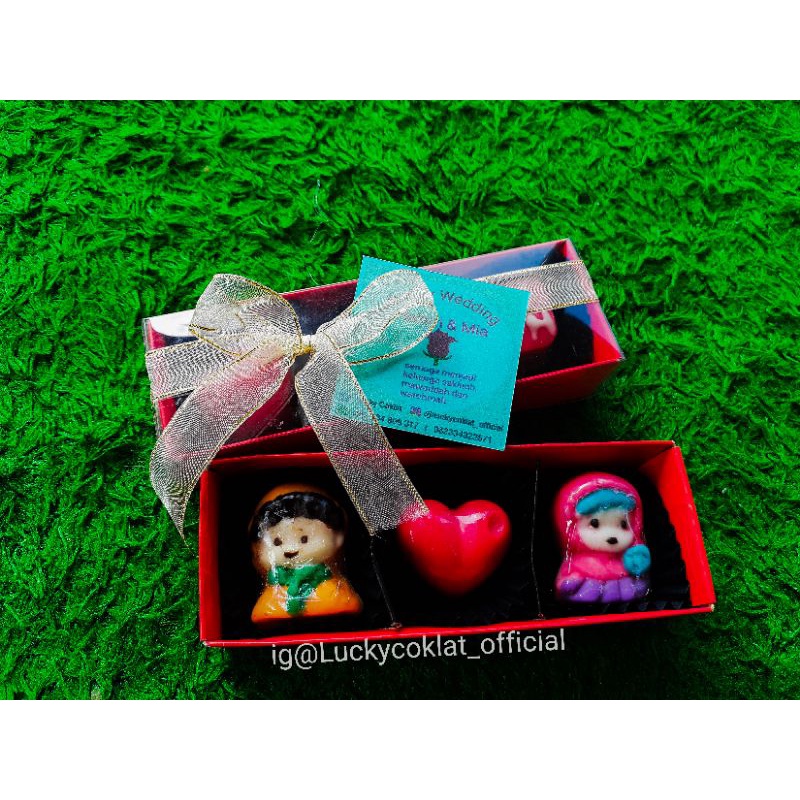 

Souvenir coklat karakter uk.1x3