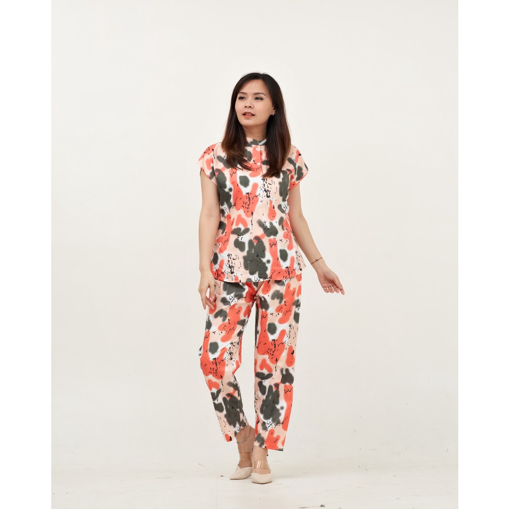 IZANY Piyama ONE SET AEON / Daily SET AEON  Lengan Pendek Allsize-TIEDYE AMERICAN RED