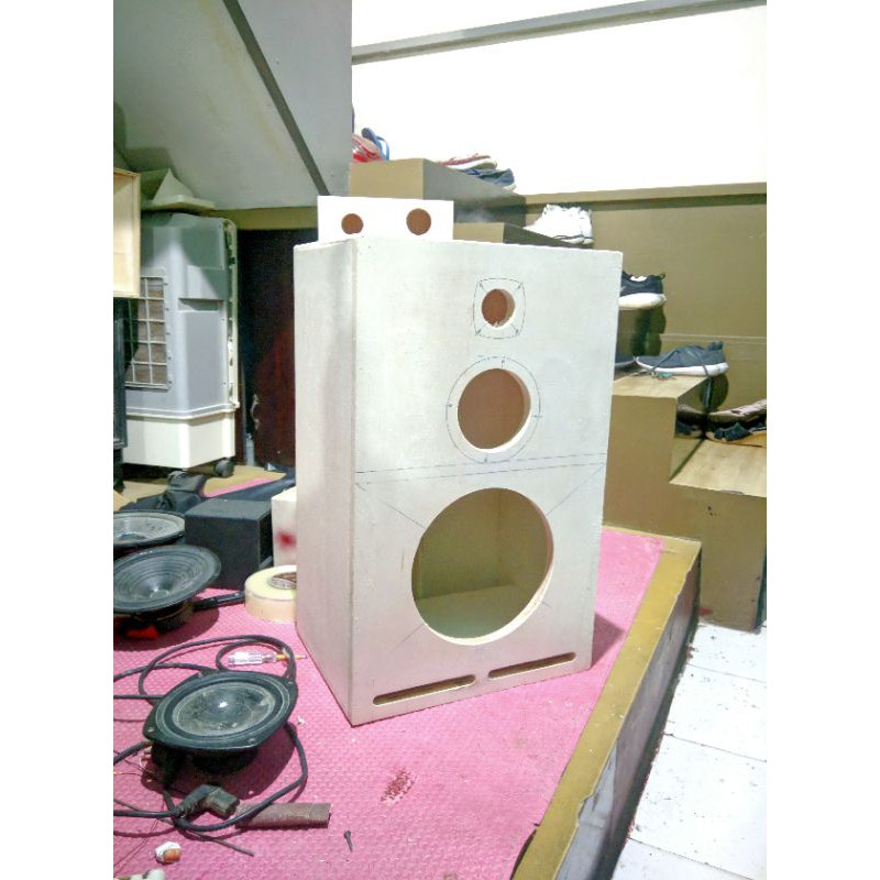 box speaker 10 inch 3 way atau 12 inch