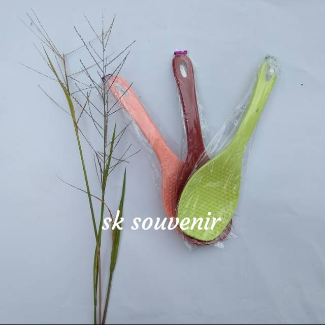 Souvenir centong plastik