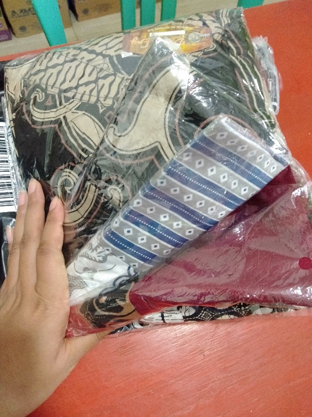 Atasan Batik Dolby Dolbi Dobby Doby Tenun Sutra Tulis Halus Katun Atbm Baron ,sarombit Atasan