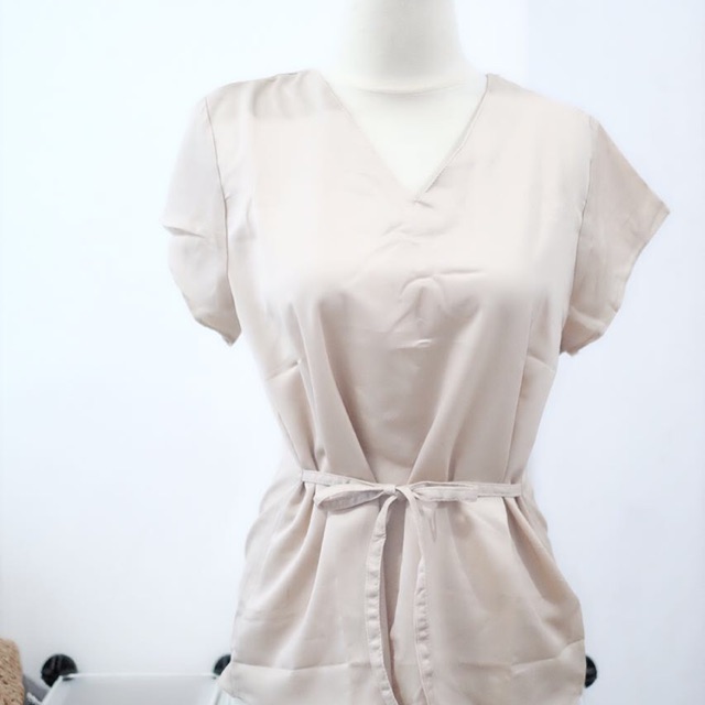 blouse tali / casual blouse / casual off shoulder