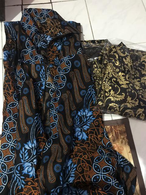 Batik Couple Batik Keluarga Ibu Ayah Dan Anak Maura Couple Sania Ruffle Modern ( Prada Bakung Gold )