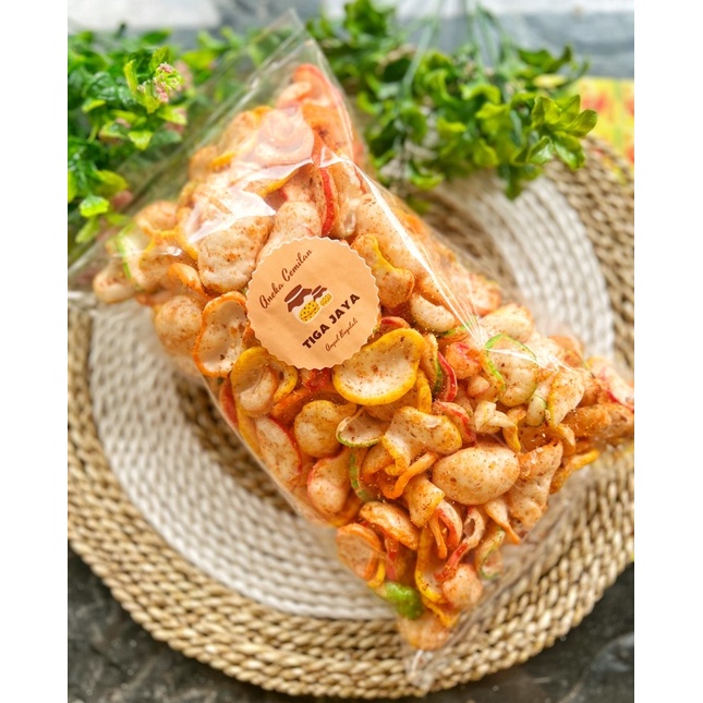 

KERIPIK SEBLAK KENCUR kerupuk seblak gurih pedas nikmat kekinian makanan viral