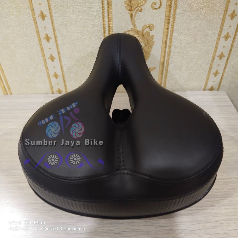 Jok sepeda saddle lebar empuk 25cm P x 20cm L