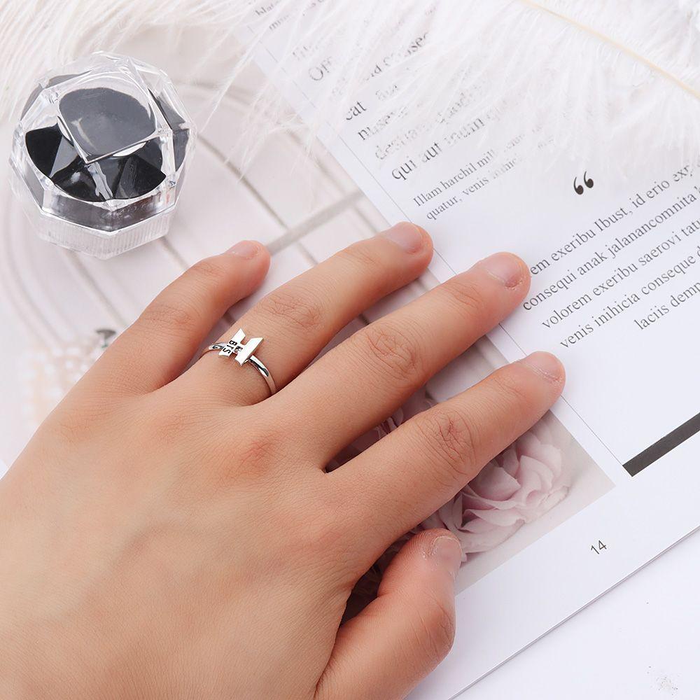 Cincin Jari Adjustable Desain Bunga BTS Untuk Wanita