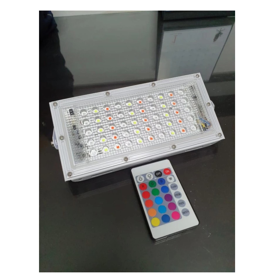 Lampu Sorot / Lampu Tembak LED 50W RGB Daya : 50Watt
