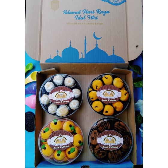 

kuker hampers lebaran/kue lebaran