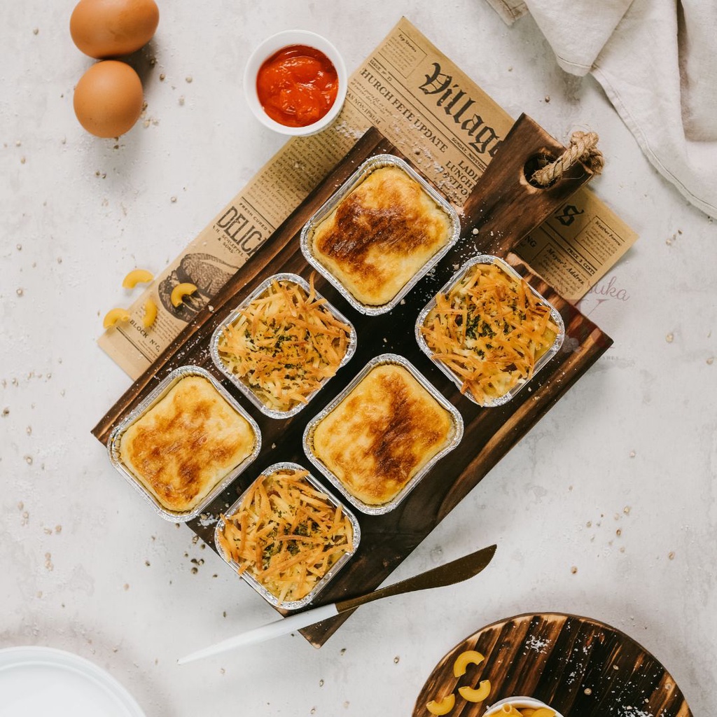 

Mix Box Cups-Pastel tutup & Baked Mac Schotel (isi 6 cups)