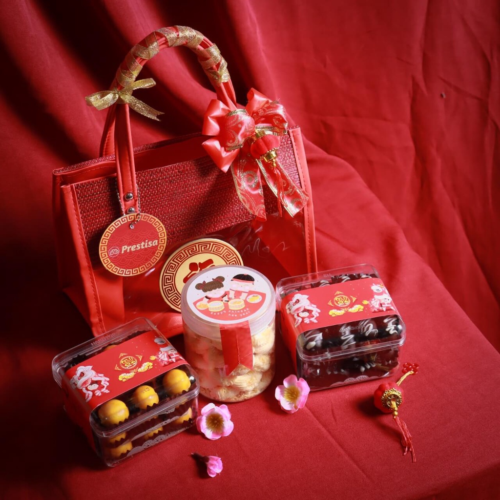 

SIGNATURE HAMPERS IMLEK – 4