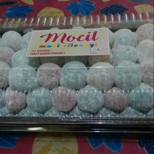 

Kue mocil