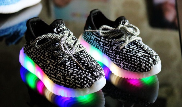 Yeezy LED size 21-30