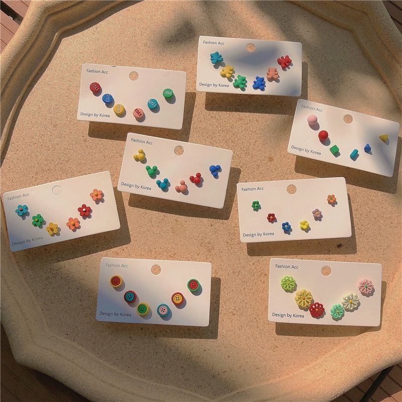6pcs / Set Anting Tusuk Motif Bunga Daisy / Beruang Lucu Warna-Warni Untuk Wanita