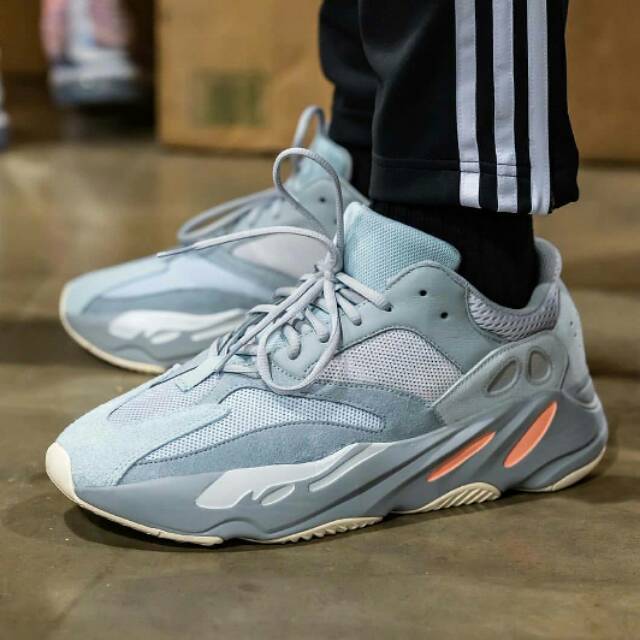 Adidas yeezy 700 inertia