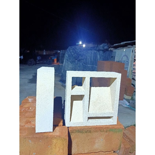 Roster Beton Putih LB4