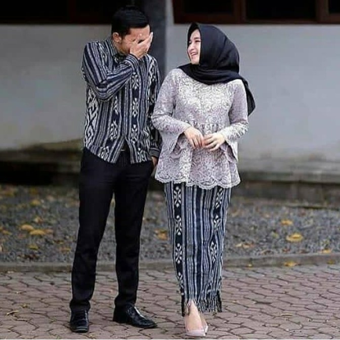 SET COUPLE DRESS KEBAYA KAIN TENUN TROSO ETNIC JEPARA
