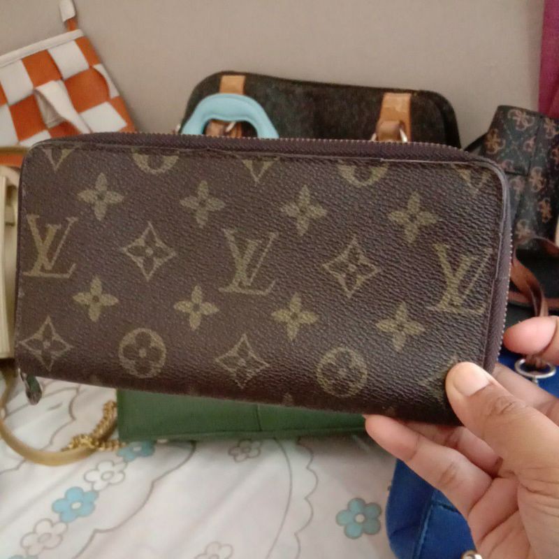 preloved dompet LV noser