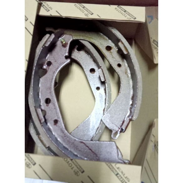 Kampas Rem Belakang Land Cruiser VX HDJ80
