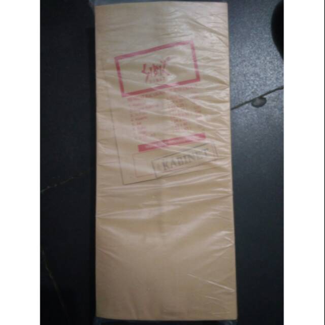 

Amplop Coklat Ukuran Kecil