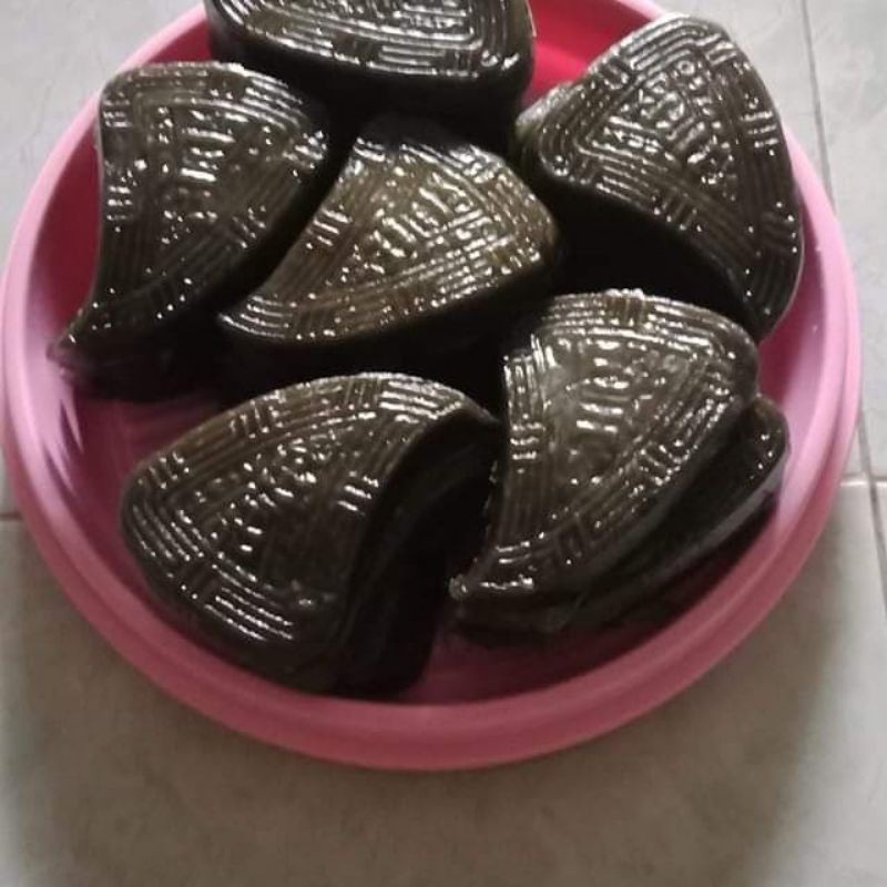 

kue daun kentut