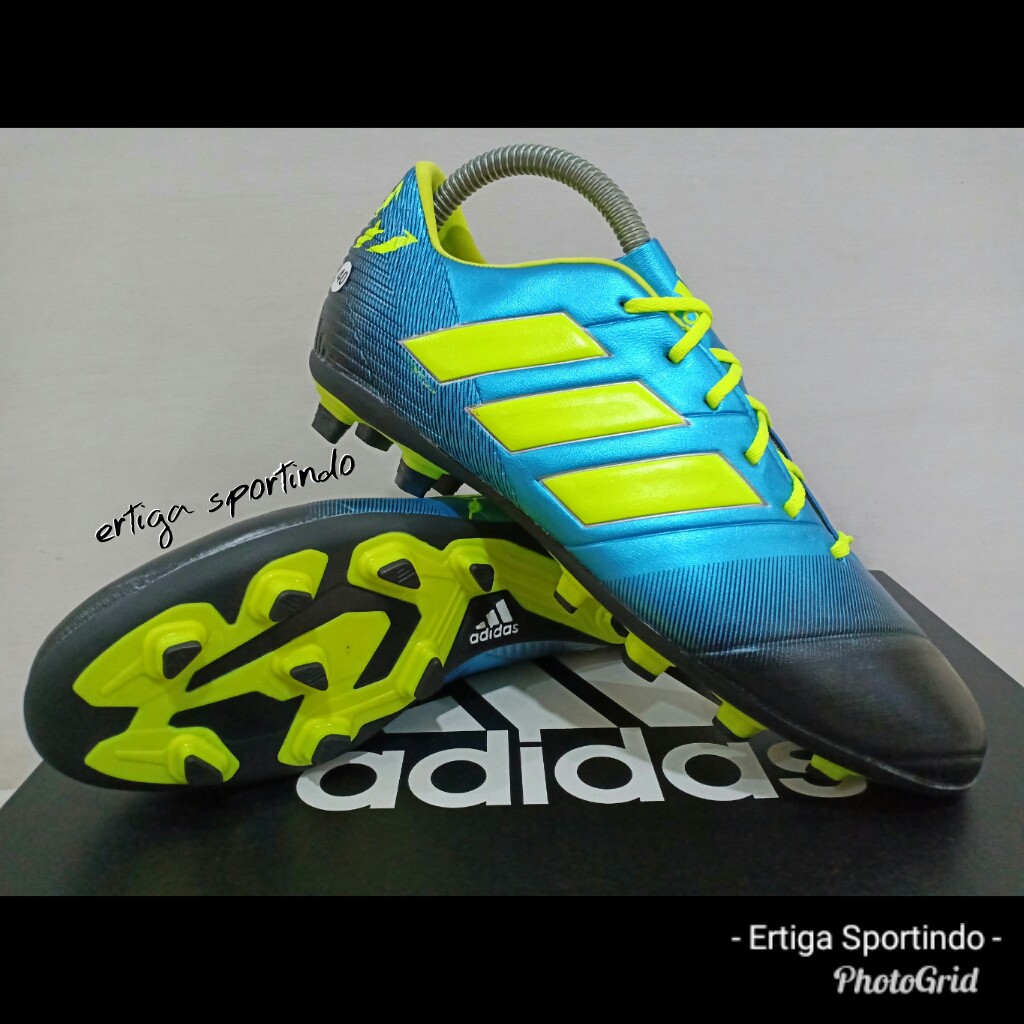 Sepatu Bola Adidas Nemesiz // Sepatu Bola Murah