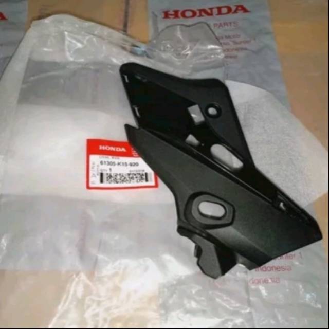 Inner dudukan lampu sein kanan ori new cb150r led