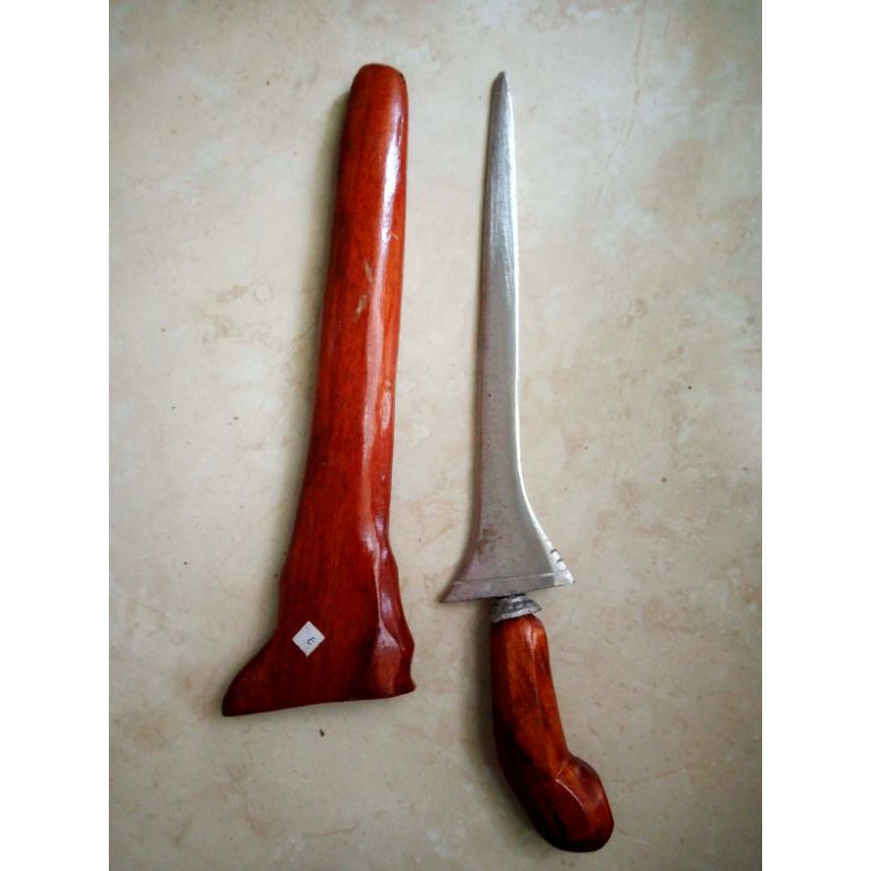 Keris putri/cundrik