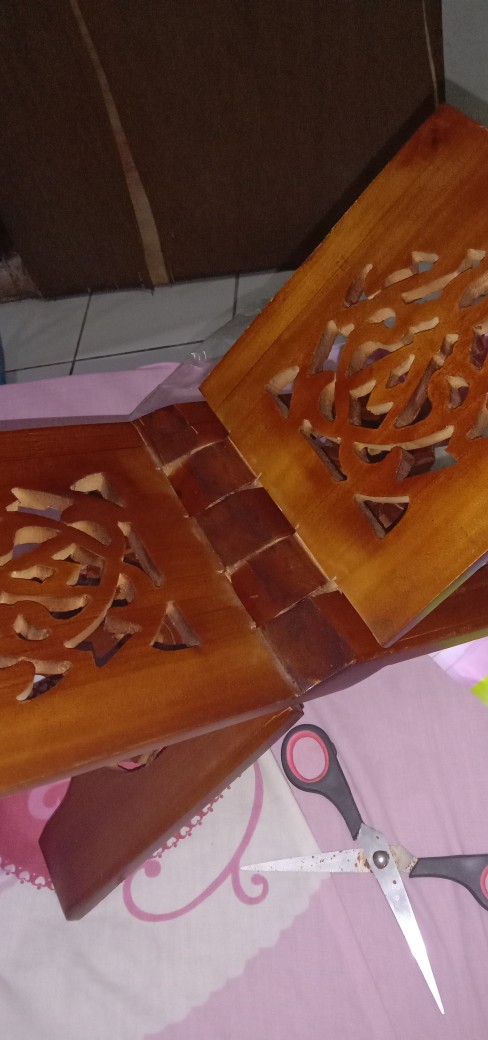 Rekal / Tatakan Al Quran Kayu Jati Campuran Ukuran Lebar 20 Cm