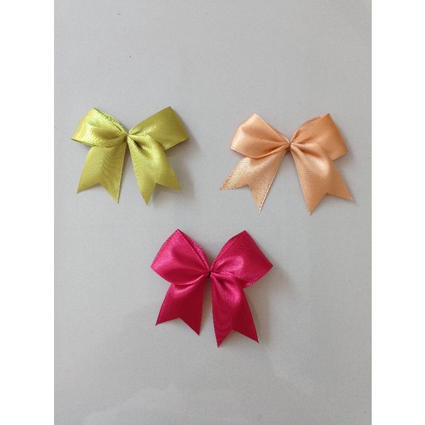 

PITA SIAP PAKAI LEBAR 2,5 CM / PITA SUVENIR/PITA HIAS