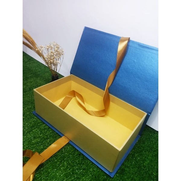 

giftbox exclusive/kotakkado special book/ukuran 55x50x30cm