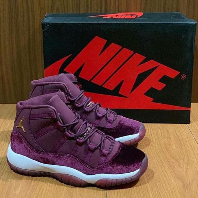 Barang Berkualitas Nike Air Jordan 11 Retro "Red Velvet" Premium BARANG BAGUS