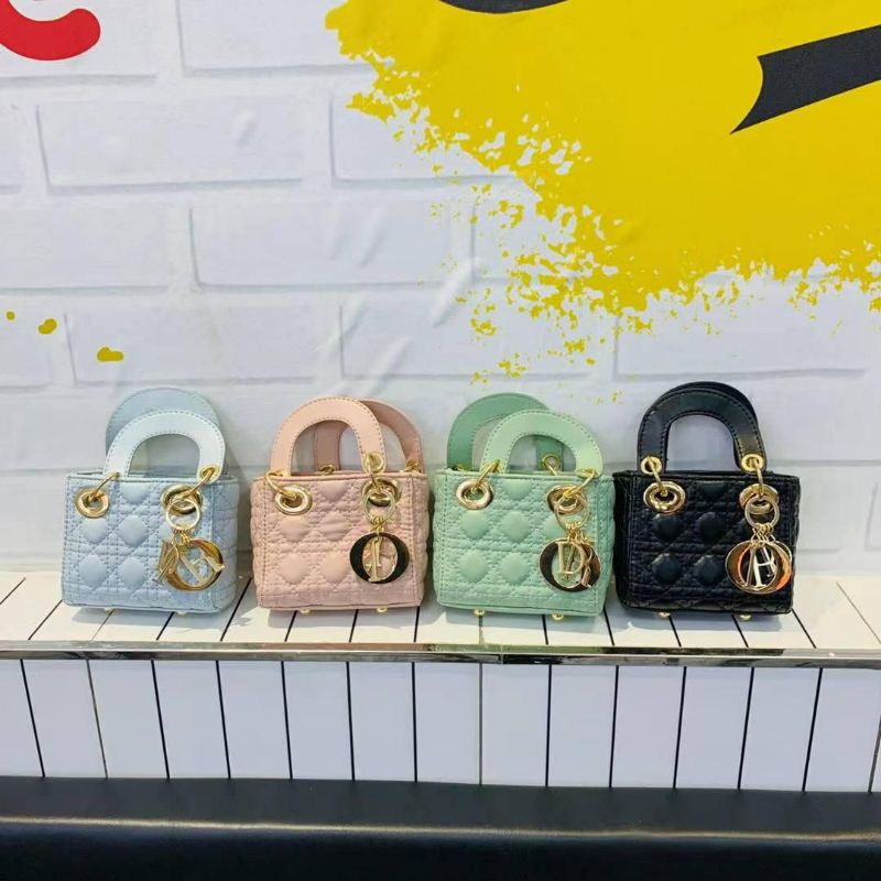 REALPICT TAS KONDANGAN KECIL DIOR