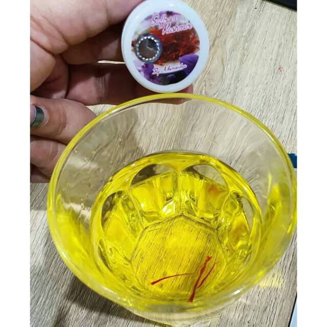 SAFFRON KASHMIR 1gr BY MOMOIDEA [Kualitas Grade A terbaik]