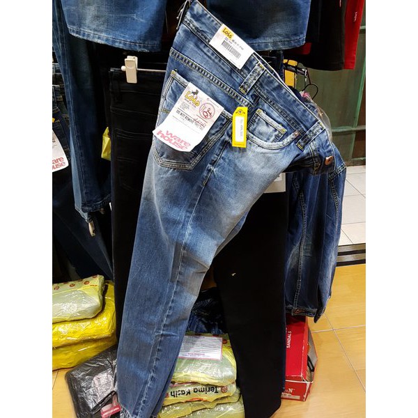 MURAH -       Celana Lois terbaru Original...Celana jeans Lois pria panjang